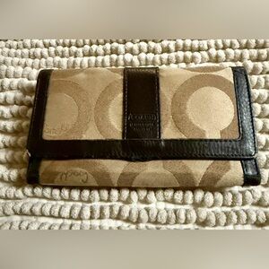 Vintage Coach Beige and Black Signature Clutch